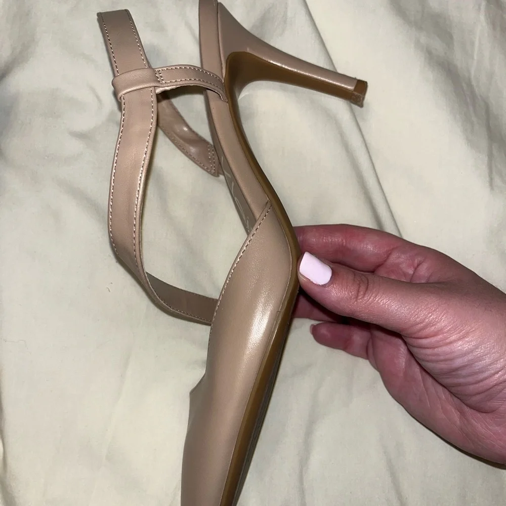 NUDE CALVIN KLEIN GILISA HEELS 👡 - Picture 8 of 8